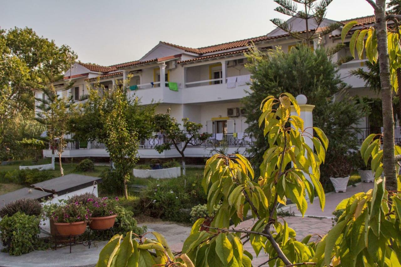 Appartamento Daskalos Complex Kávos Esterno foto